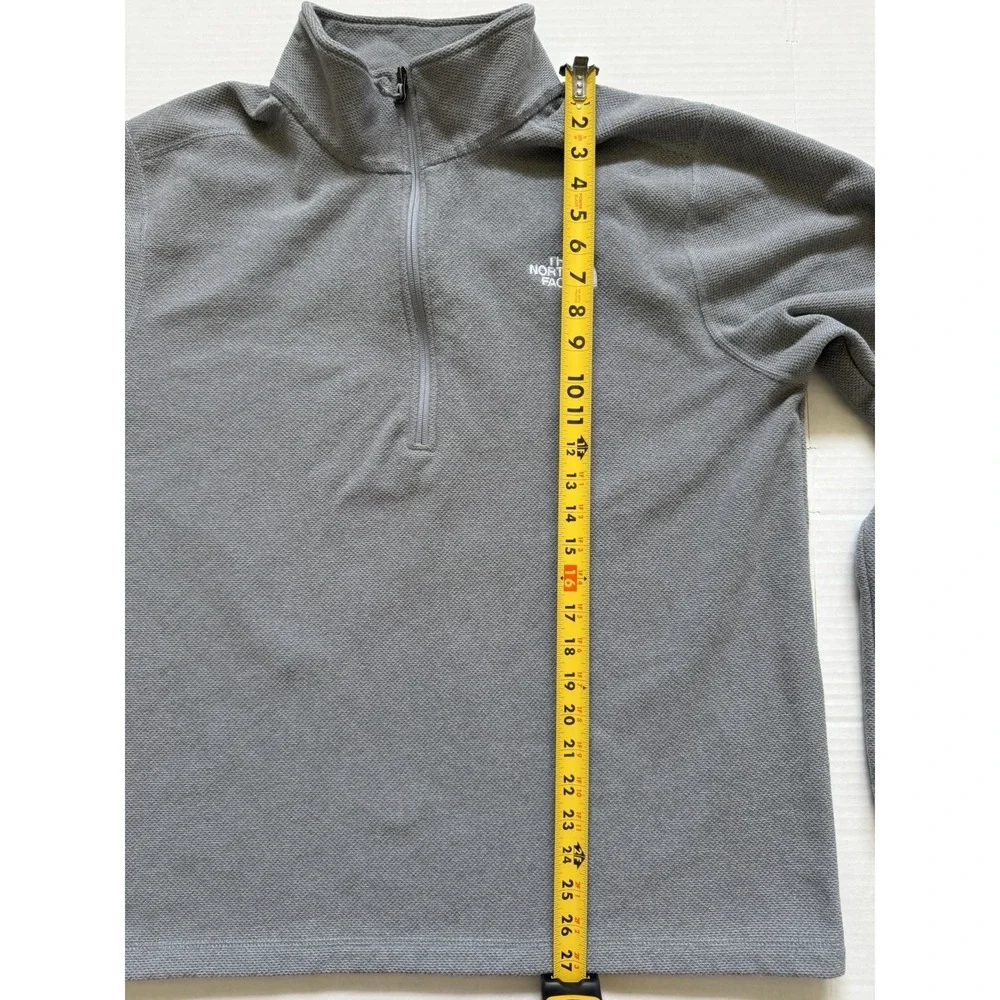 The North Face Men's XL Gray Textured 1/4 Zip Pullover Jacket Sweater